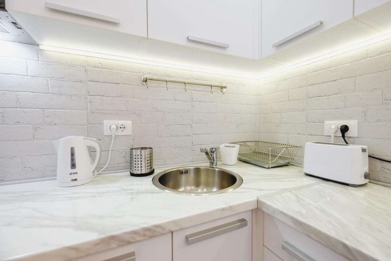 Hana Lux Apartment *