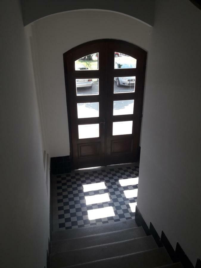 Hana Lux * Belgrade